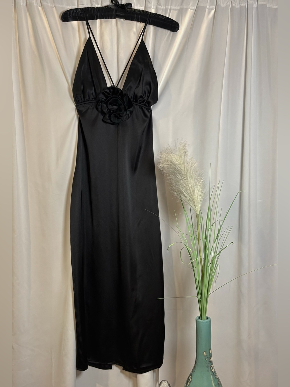 NWT Bella Barnett Black Satin Rosette Midi Dress - L